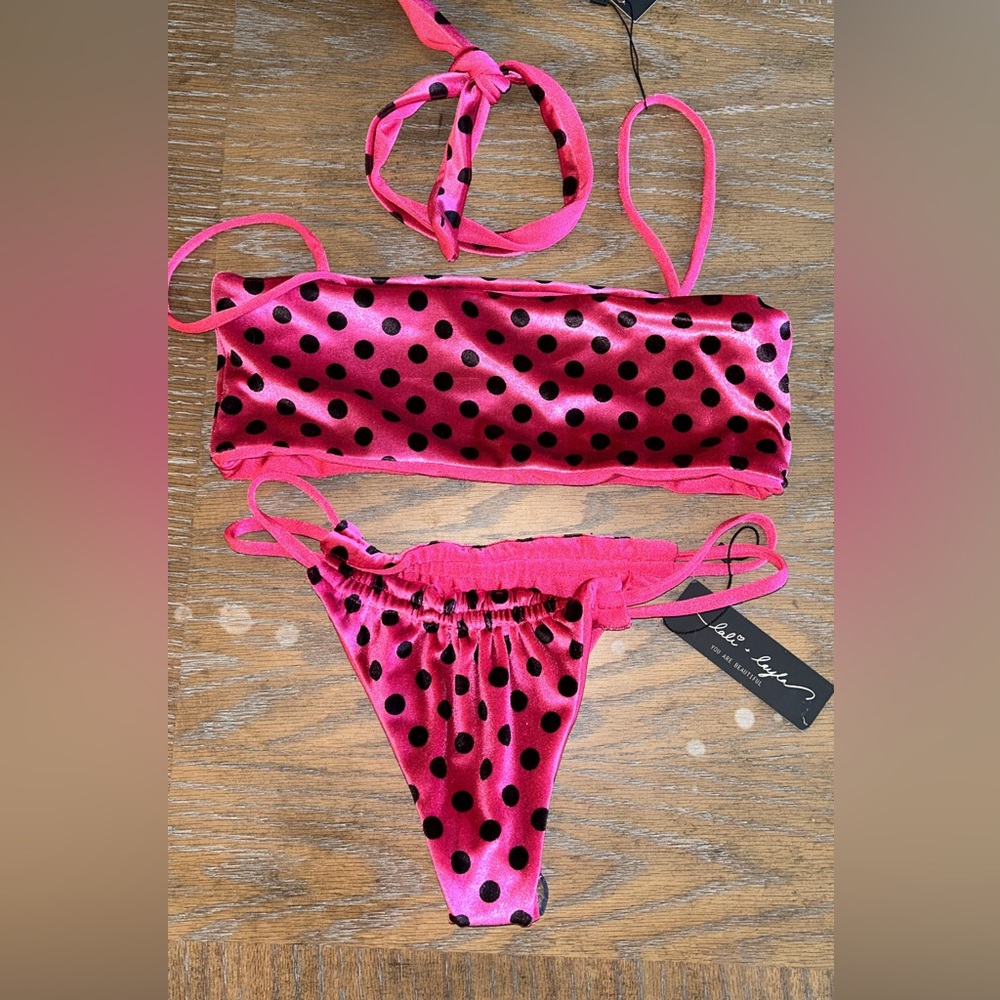 Lali+ Layla swim